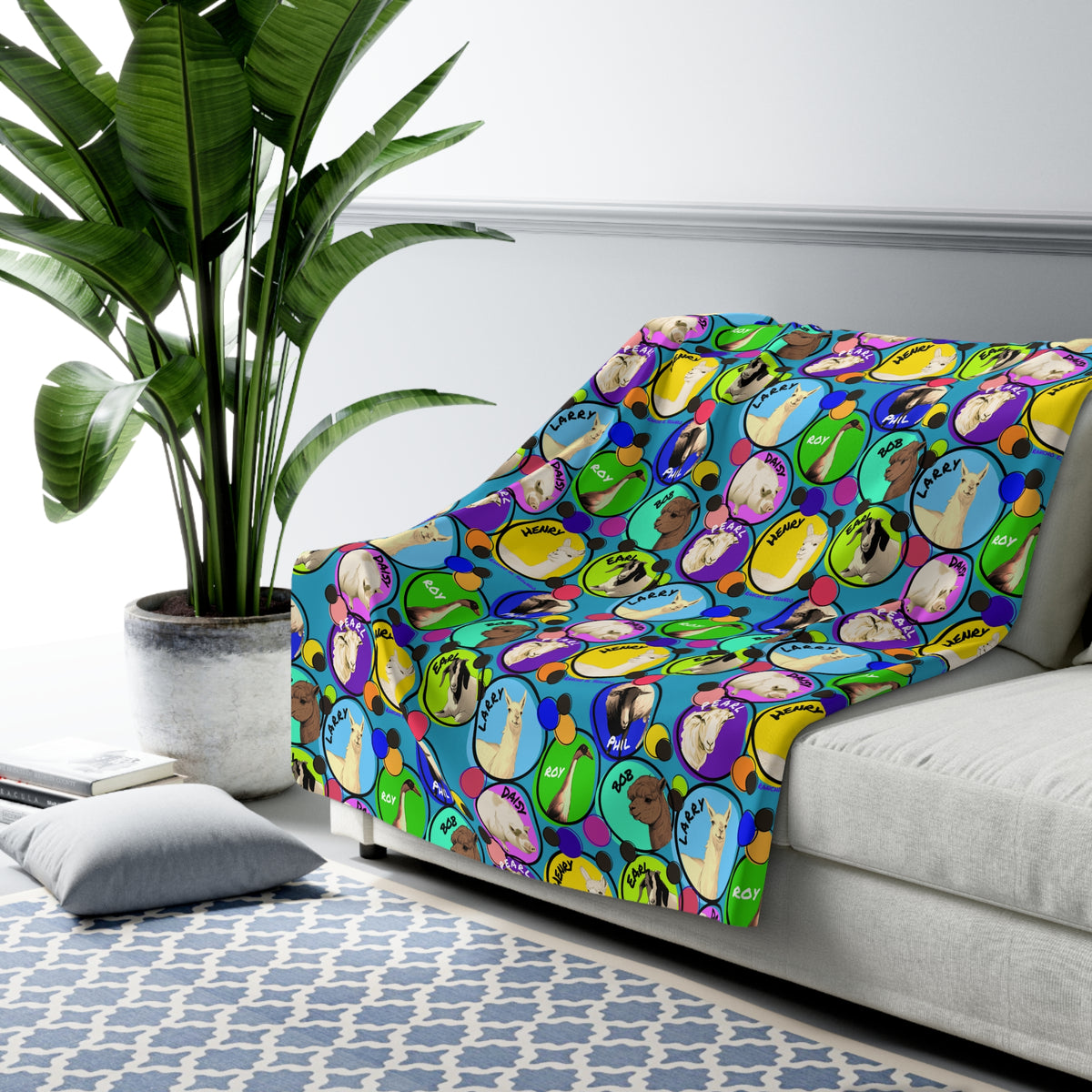 SHERPA FLEECE BLANKET (2 SIZES) - THE WHOLE GANG - CALI SUN